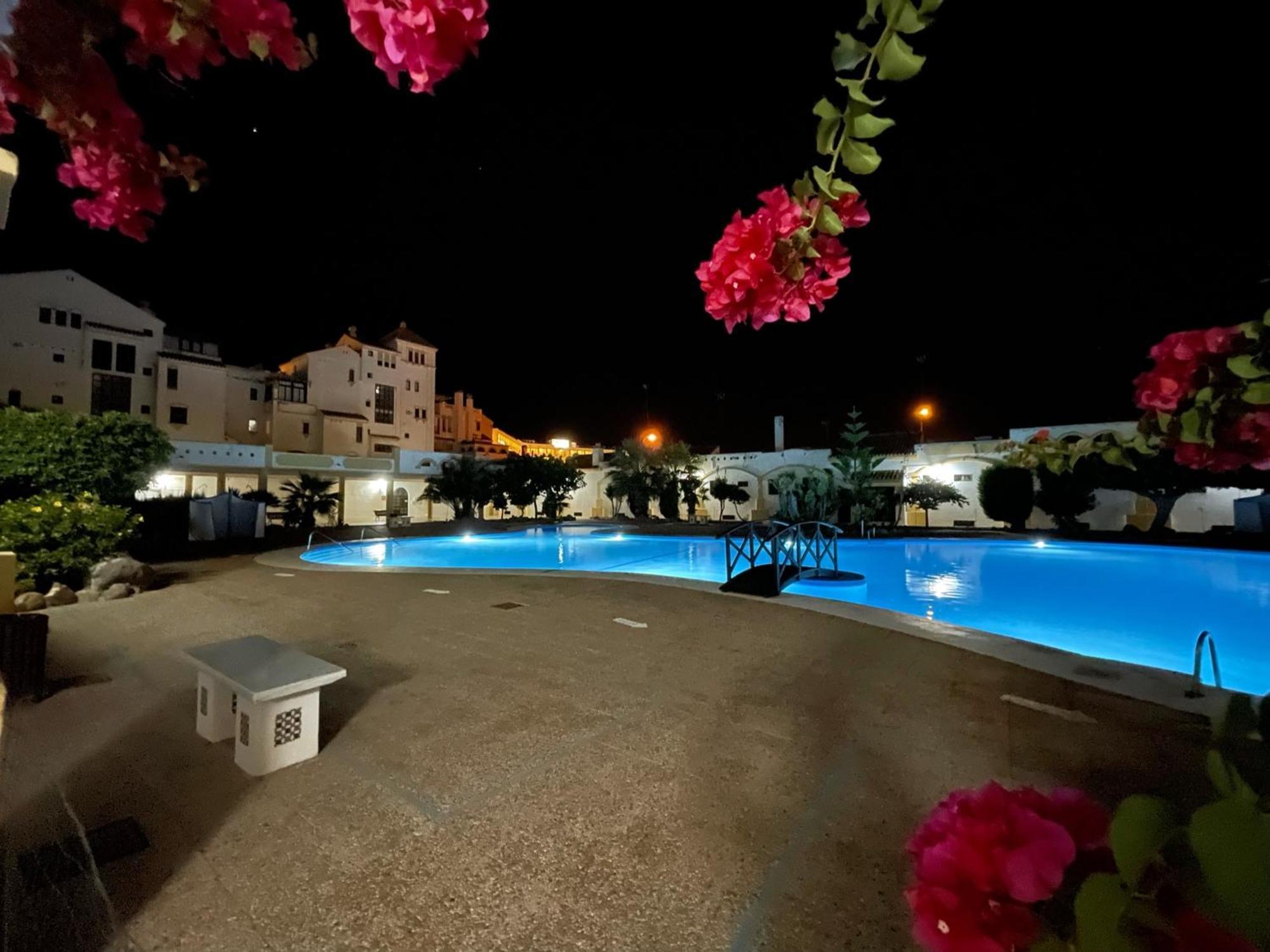 Apartamentos Roquetas Beach Roquetas de Mar Exterior photo